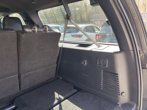 Used 2015 Ford Expedition EL Platinum image 30