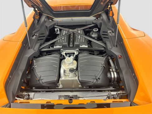 Used 2023 Lamborghini Huracan Tecnica image 31