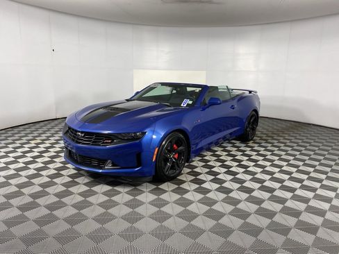 Used 2023 Chevrolet Camaro LT w/ RS Package image 6