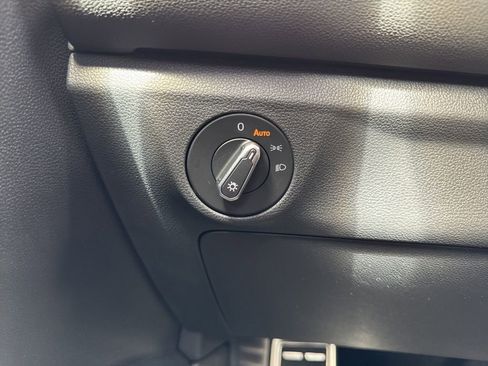 New 2025 Volkswagen Jetta Sport image 29