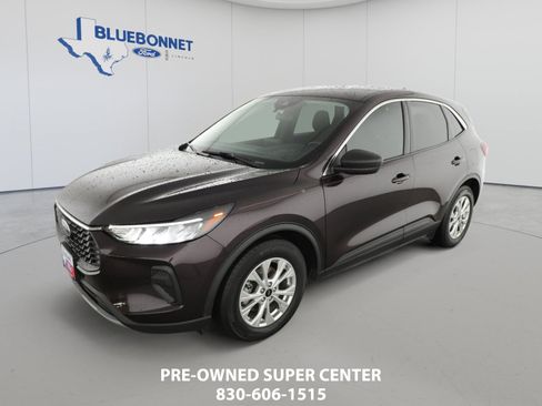 Used 2023 Ford Escape Active FWD image 1