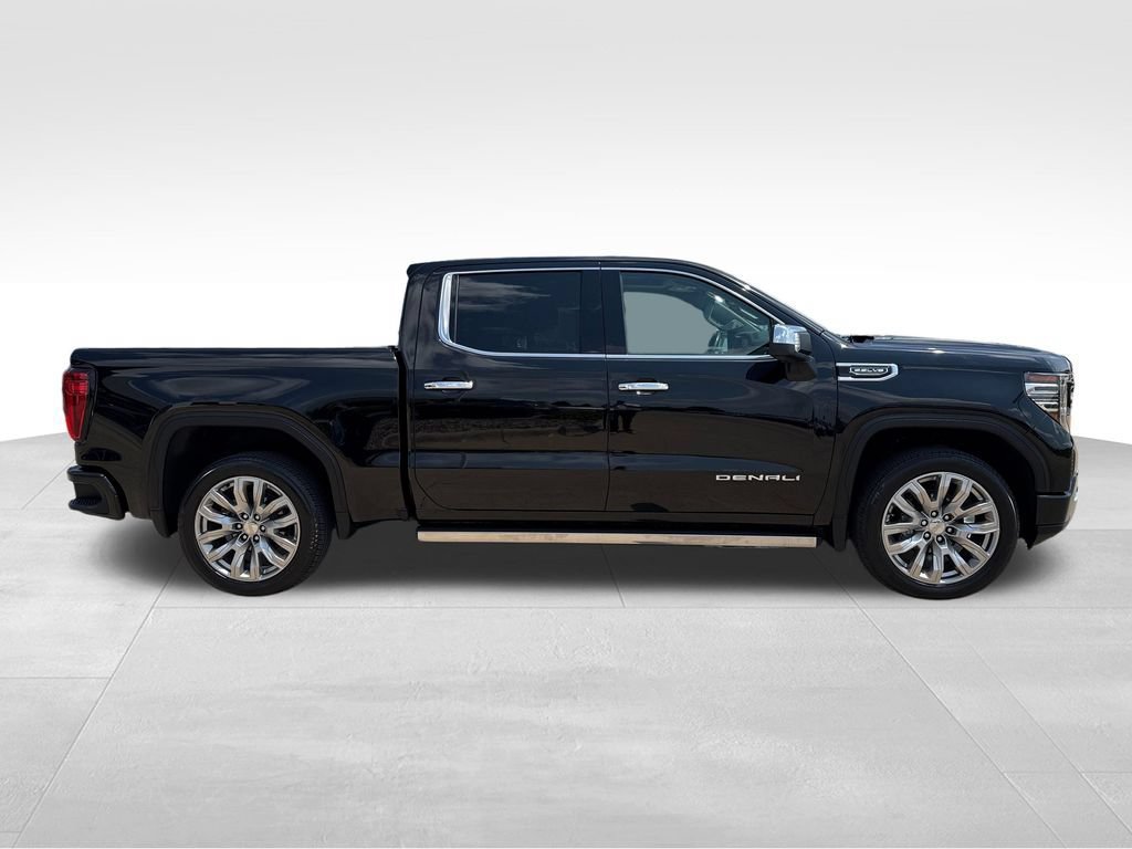 Used 2024 GMC Sierra 1500 Denali w/ Denali Reserve Package AWD/4WD image 8