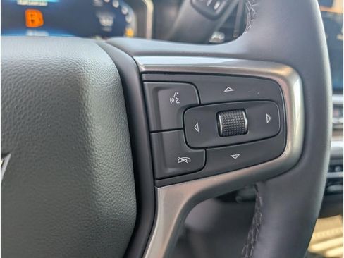 Used 2025 Chevrolet Silverado 1500 LT image 20