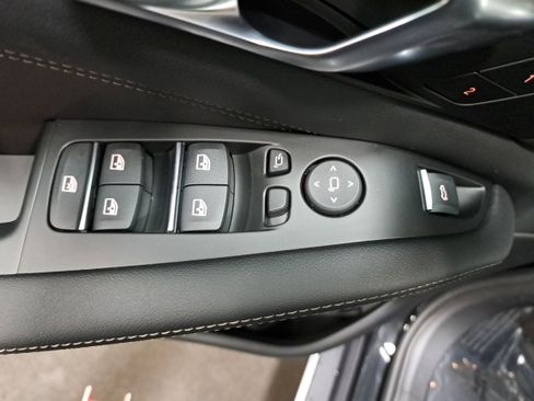 New 2026 BMW X5 xDrive50e w/ Executive Package AWD/4WD image 28