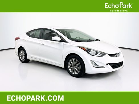 Used 2014 Hyundai Elantra SE w/ Option Group 02 FWD image 1