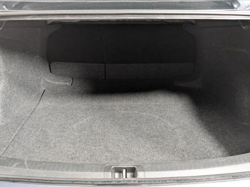 Used 2025 Toyota Corolla LE image 18