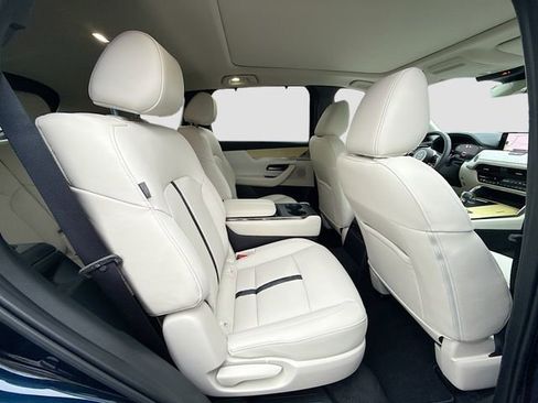 Certified 2025 MAZDA CX-90 3.3 Turbo S w/ Premium Plus image 32