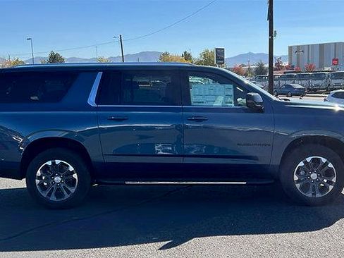 New 2026 Chevrolet Suburban LT w/ Comfort Package image 4