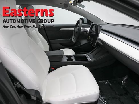 Used 2023 Tesla Model 3 Standard Range image 21