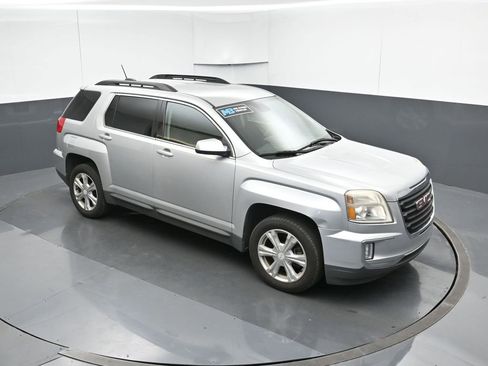 Used 2017 GMC Terrain SLE w/ Convenience Package image 49