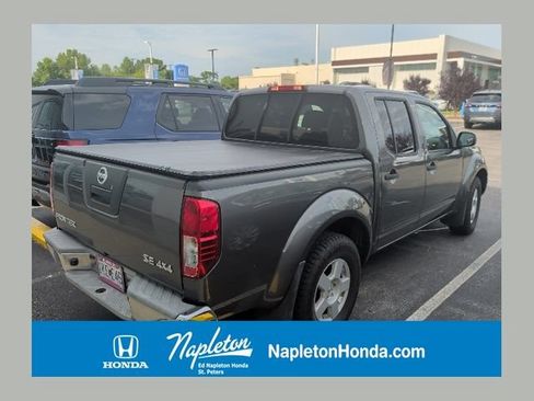 Used 2007 Nissan Frontier SE w/ SE Value Truck Pkg AWD/4WD image 1