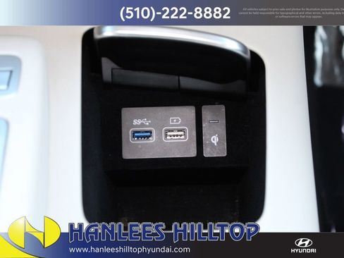 Used 2023 Genesis GV70 2.5T image 25