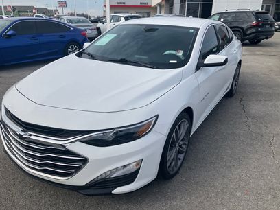 Used 2021 Chevrolet Malibu LT