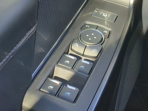 Used 2023 Ford F450 Platinum w/ FX4 Off-Road Package image 23