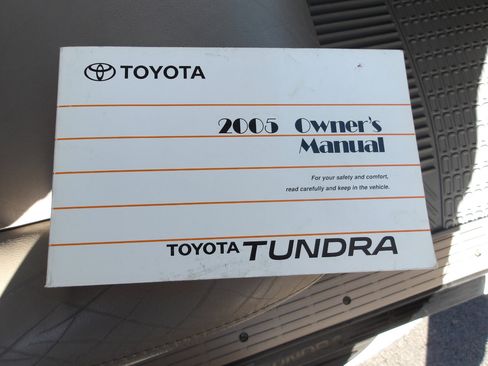 Used 2005 Toyota Tundra Limited image 23