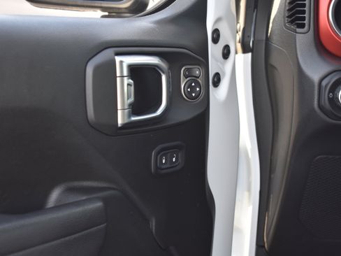 Used 2022 Jeep Wrangler Unlimited Rubicon w/ LED Lighting Group image 26