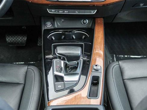 Used 2023 Audi A4 2.0T Premium w/ Convenience Package image 14