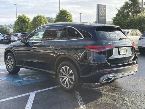 Used 2024 Mercedes-Benz GLC 300 w/ Winter Package image 9
