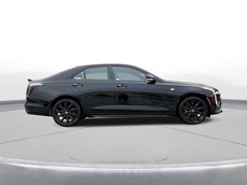 New 2026 Cadillac CT4 Sport image 4
