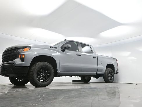 Used 2024 Chevrolet Silverado 1500 Custom Trail Boss w/ Dark Appearance Package image 68