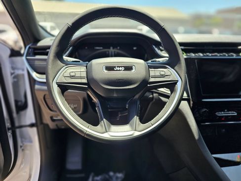 New 2026 Jeep Grand Cherokee Laredo RWD image 22