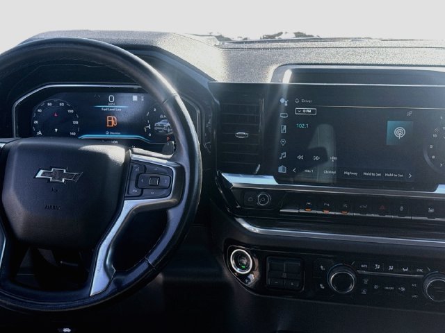 Used 2022 Chevrolet Silverado 1500 RST w/ Convenience Package II AWD/4WD image 10