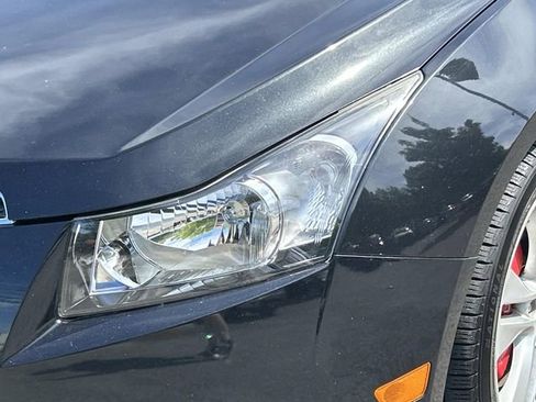 Used 2014 Chevrolet Cruze LTZ FWD image 9