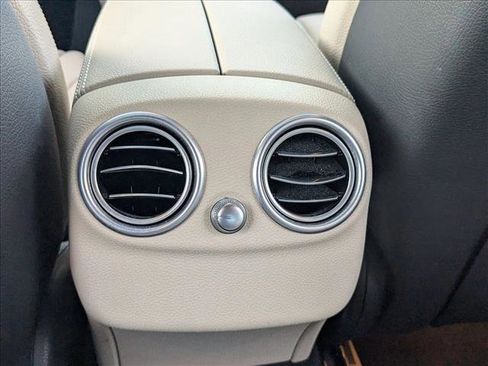 Used 2021 Mercedes-Benz C 300 Sedan image 17