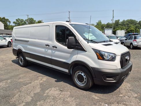 New 2026 Ford Transit 250 Low Roof w/ Load Area Protection Package RWD image 4