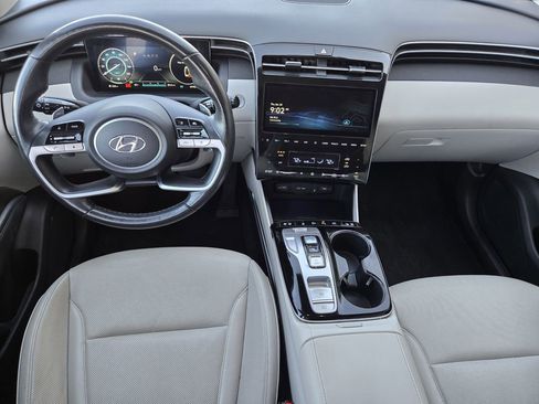 Used 2024 Hyundai Tucson Limited AWD/4WD image 16