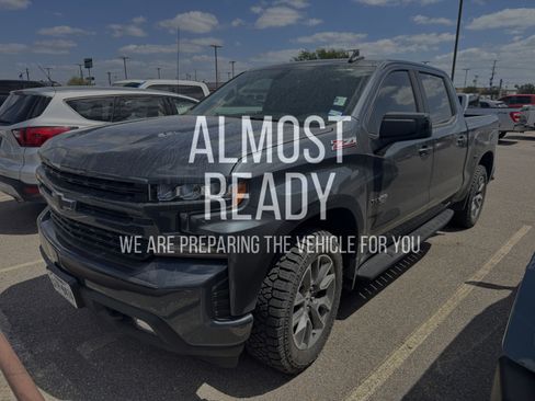 Used 2022 Chevrolet Silverado 1500 RST w/ Z71 Off-Road Package image 2