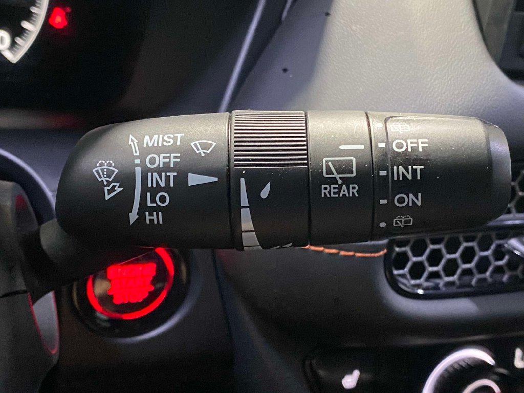 Used 2025 Honda HR-V Sport image 22