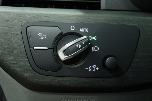 Used 2024 Audi A4 2.0T Premium Plus AWD/4WD image 9