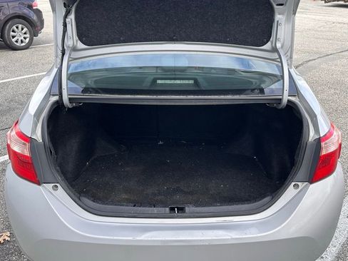 Used 2019 Toyota Corolla LE image 16