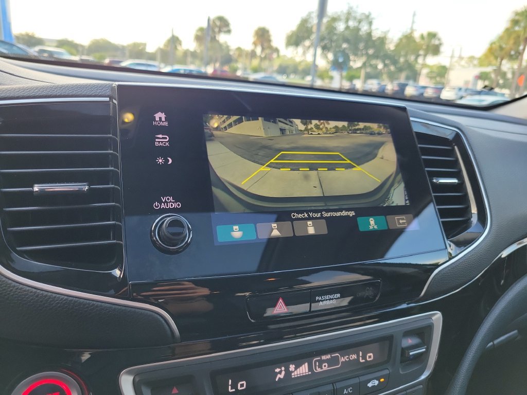 Certified 2022 Honda Pilot Elite image 38