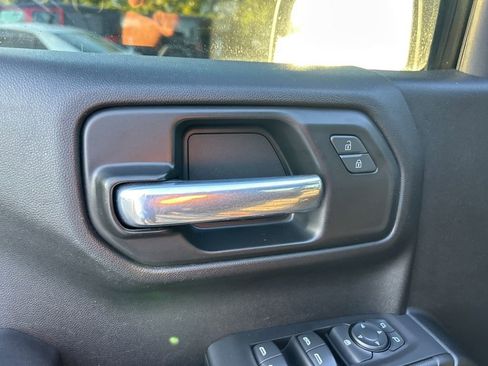 Used 2021 Chevrolet Silverado 1500 Custom RWD image 32