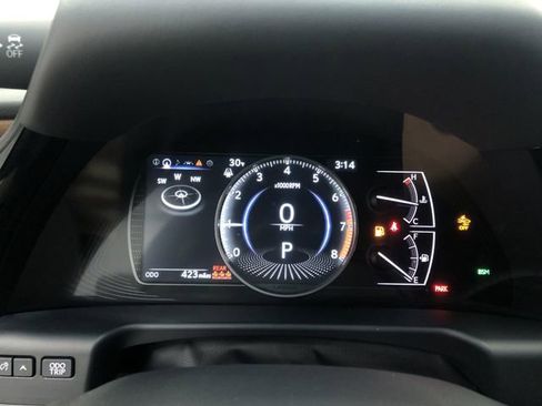 Used 2025 Lexus ES 350 w/ Premium Package image 17