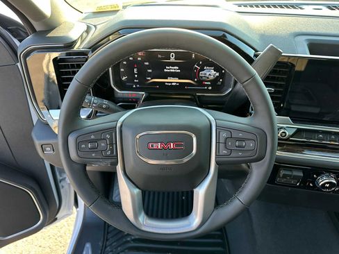New 2026 GMC Sierra 1500 Elevation image 22