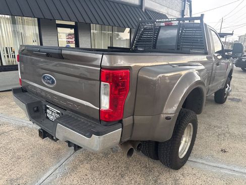 Used 2019 Ford F350 XL w/ STX Appearance Package AWD/4WD image 5