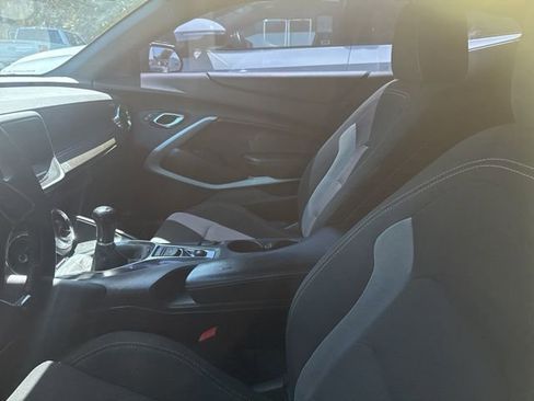 Used 2020 Chevrolet Camaro LT w/ RS Package RWD image 6