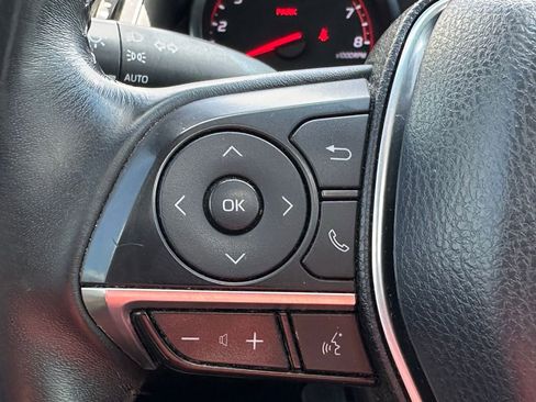 Used 2018 Toyota Camry XSE image 28