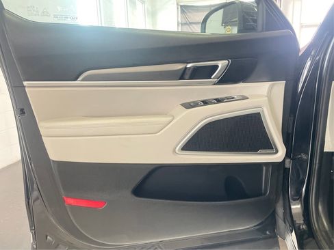 Used 2020 Kia Telluride S AWD/4WD image 23