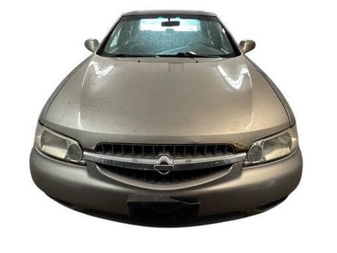 Used 2000 Nissan Altima XE FWD image 9