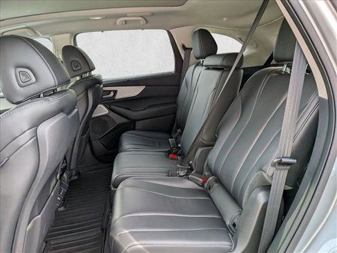 Certified 2025 Acura MDX FWD w/ Technology Package image 16