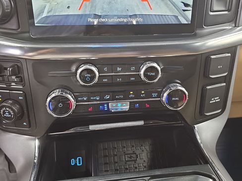 Used 2023 Ford F150 Lariat w/ Equipment Group 502A High image 22