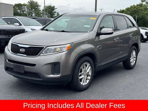 Used 2014 Kia Sorento LX FWD image 7