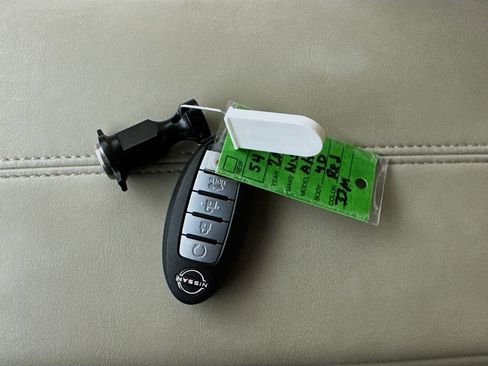 Used 2025 Nissan Altima 2.5 SV FWD image 26