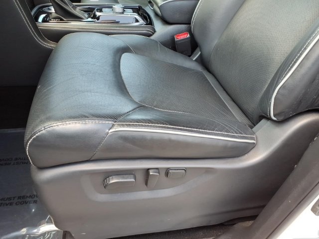 Certified 2023 INFINITI QX80 Premium Select w/ Cargo Package RWD image 6