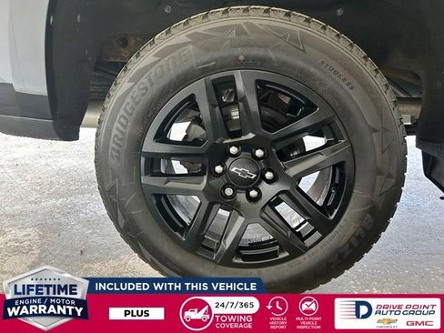 Used 2022 Chevrolet Silverado 1500 RST w/ LPO, Blackout Package AWD/4WD image 13