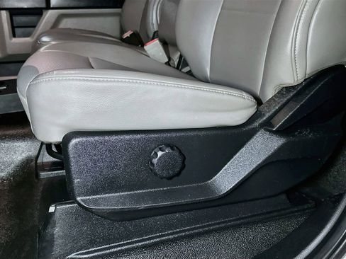 Used 2019 Ford F450 XL w/ XL Value Package RWD image 17